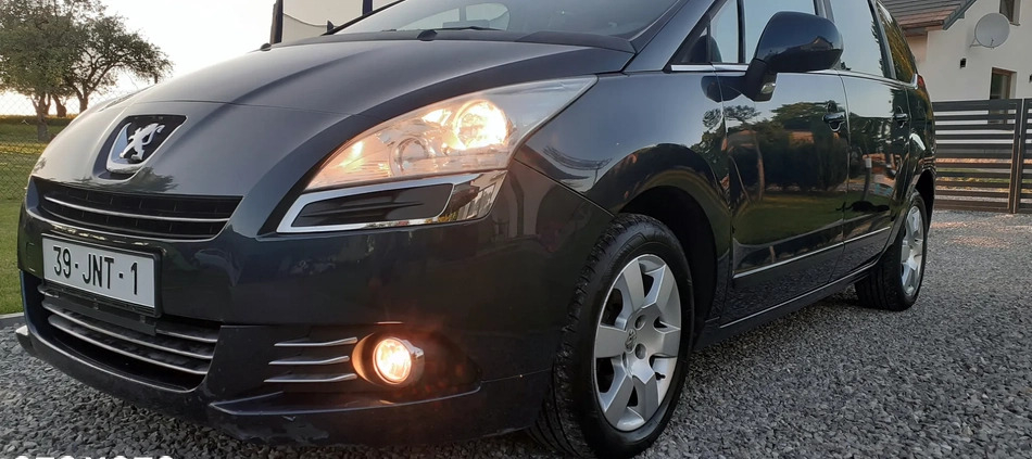 Peugeot 5008 cena 23900 przebieg: 319000, rok produkcji 2013 z Bełżyce małe 742